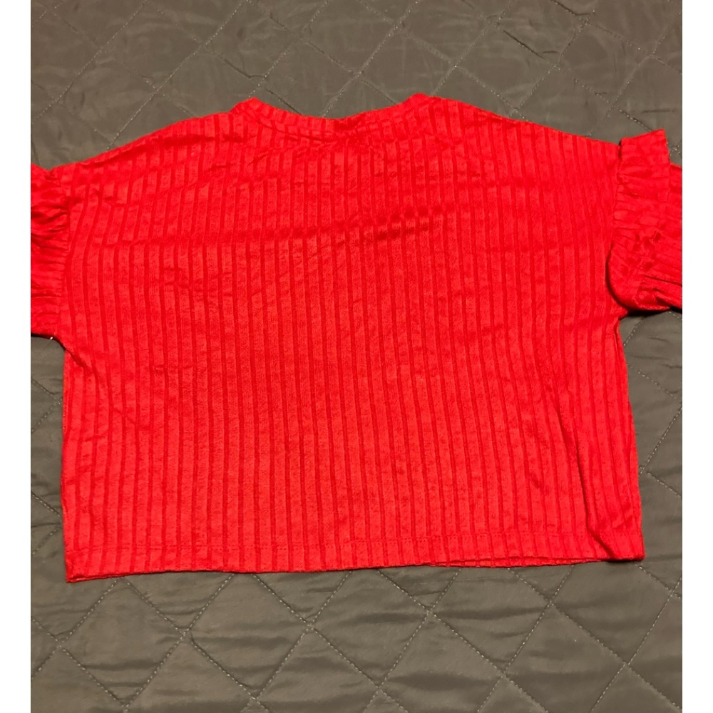 Girls long sleeve crop top